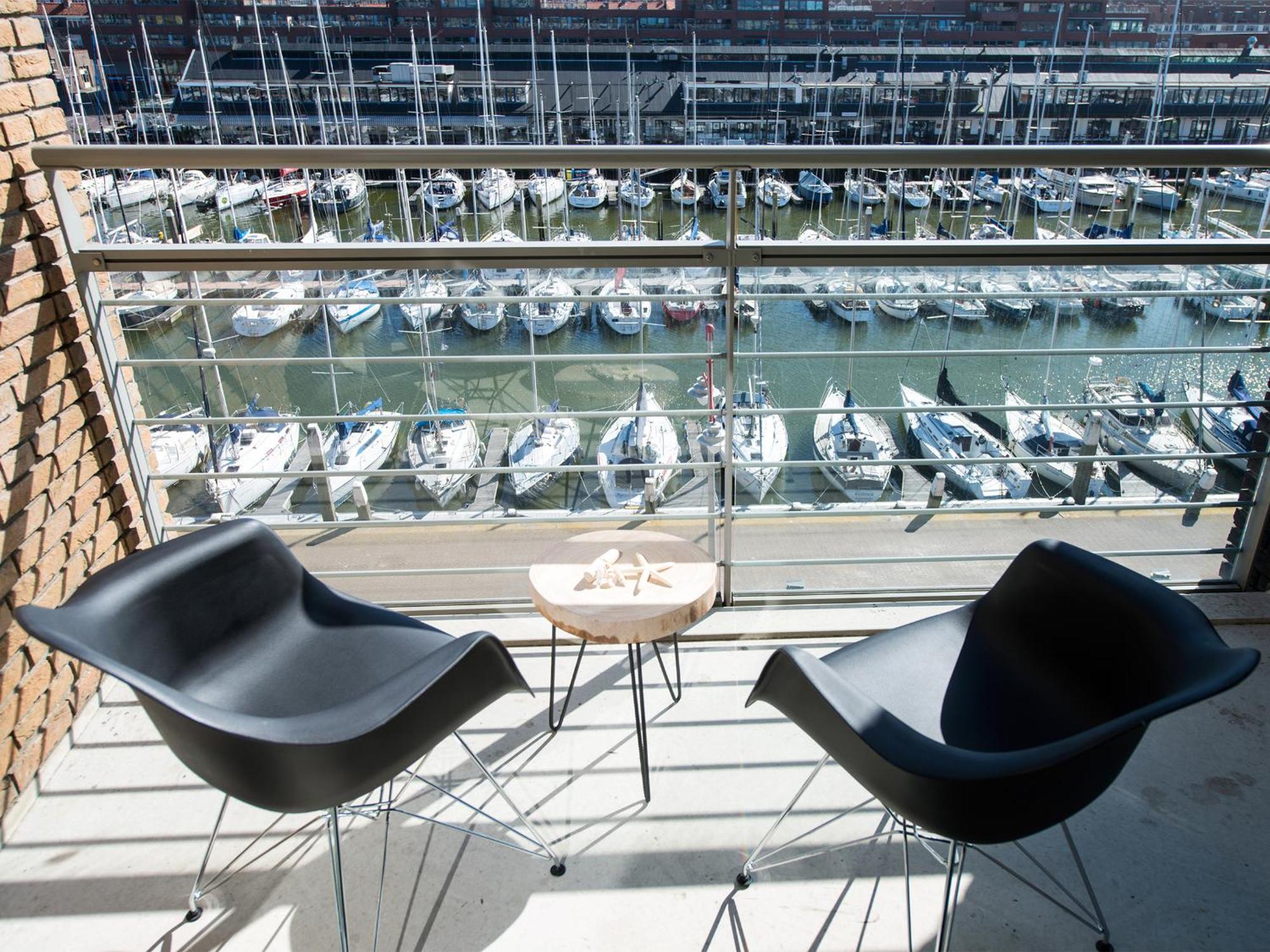 BizStay Harbour III Scheveningen Apartments Den Haag Zimmer foto
